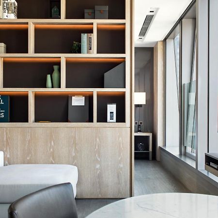 One96 Hotel Hong Kong Exterior photo